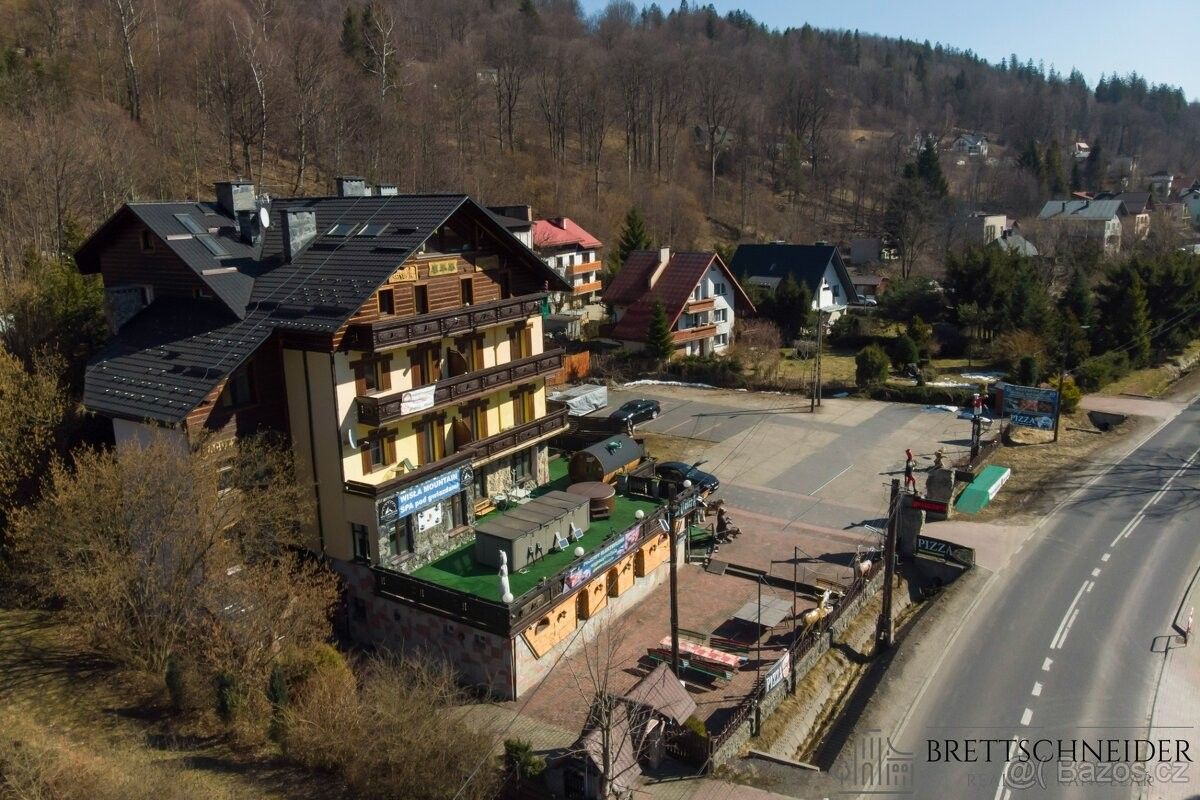 Restaurace, 987 66, Zahraničí