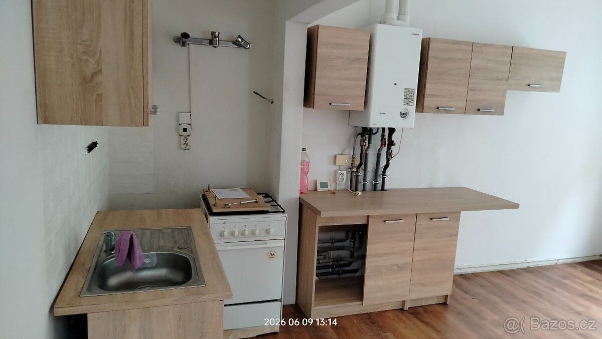 Byty, Karlovy Vary, 360 01 - 1