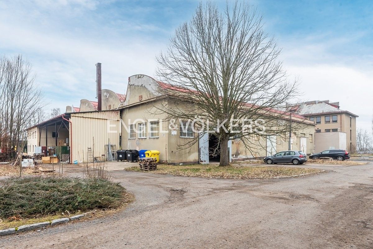 Sklady, Hlavní 50, Panenské Břežany, 3 100 m² - 1