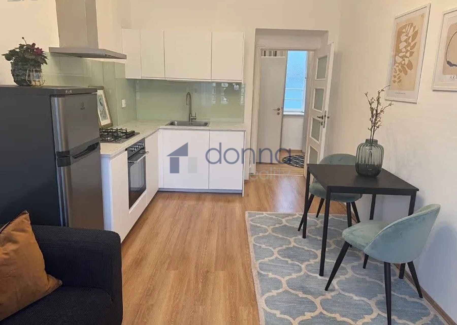 2+kk, náměstí Dr. Václava Holého, Praha, 44 m²