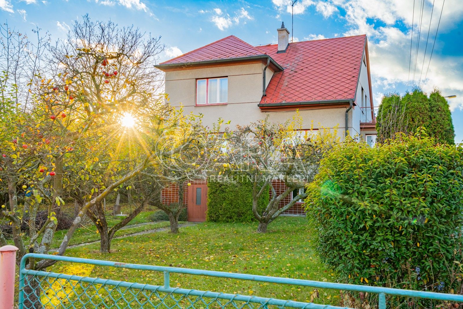 Prodej rodinný dům - Sokolovická, Komárov, 140 m²