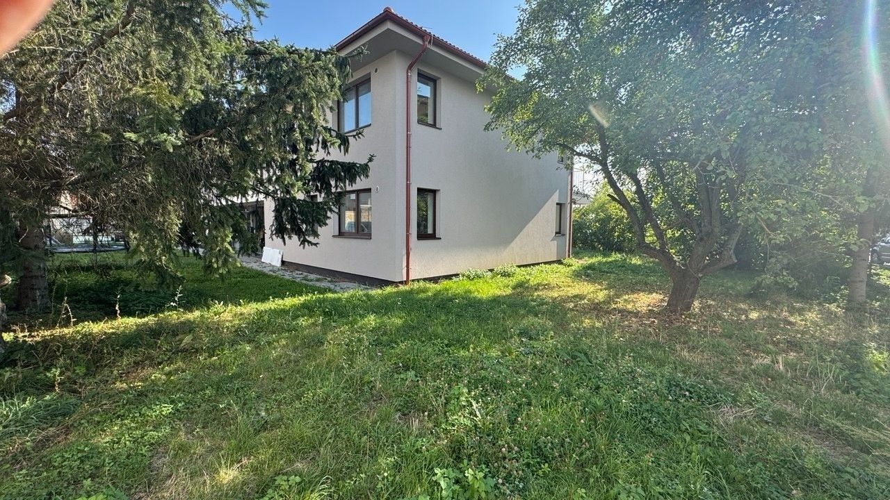 Byt 6+kk a více · 146 m² · Masarykova, Rudná - Hořelice, Středočeský kraj - 3