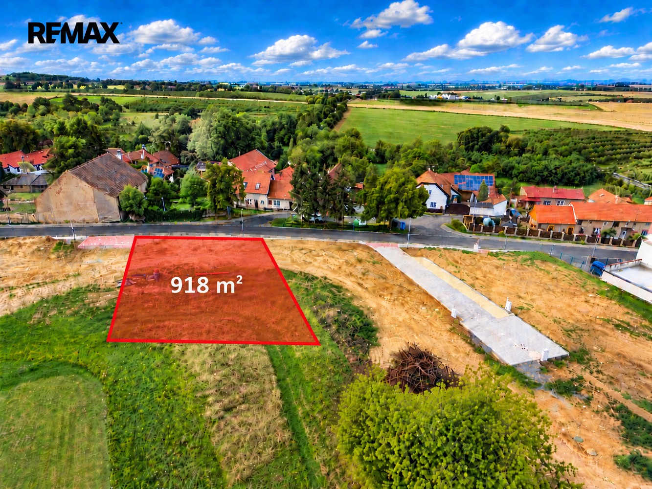 Pozemek pro bydlení, 918 m²