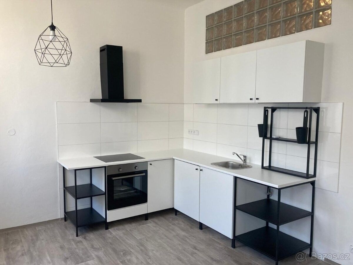 Pronájem byt - Tábor, 390 02