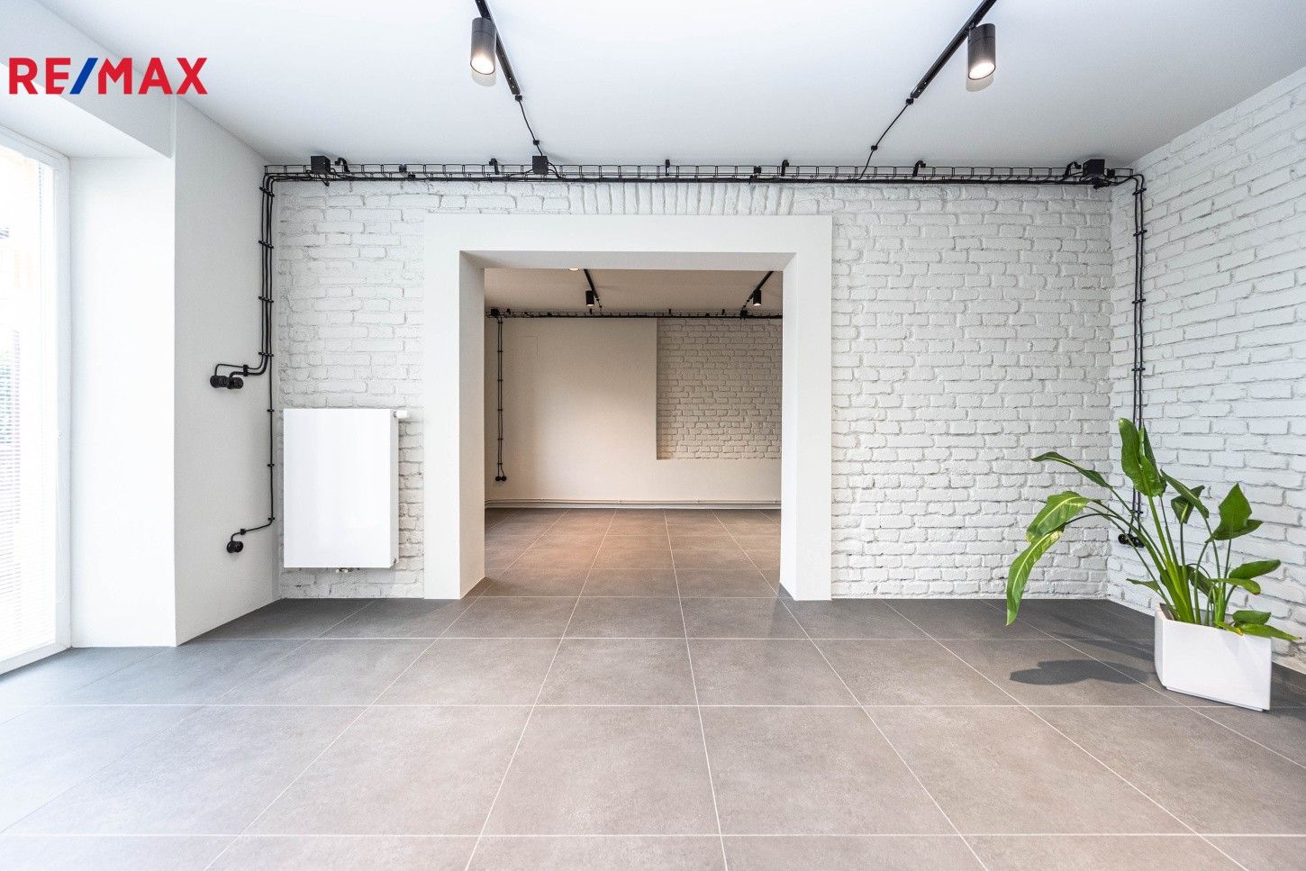 Pronájem kancelář - U smíchovského hřbitova, Praha, 53 m²