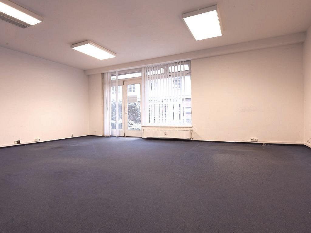 Obchodní prostory, Křenova, Praha 6 - Veleslavín, 97 m² - 2