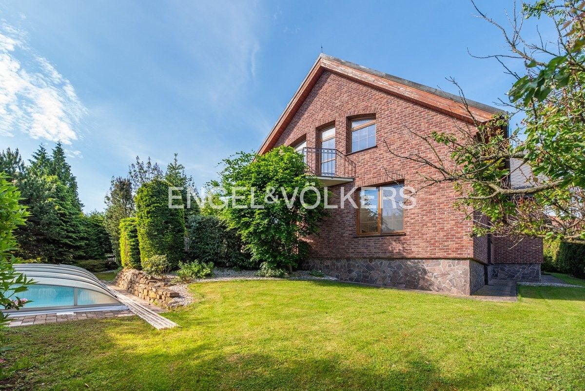 Vily, Druhého odboje 349, Praha Nebušice, 384 m² - 1