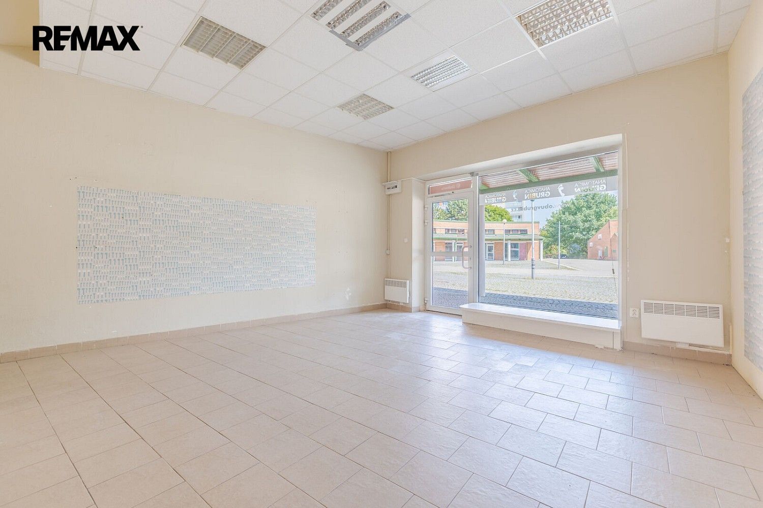 Obchodní prostory, Bronzová, Praha 5 - Stodůlky, 42 m² - 1