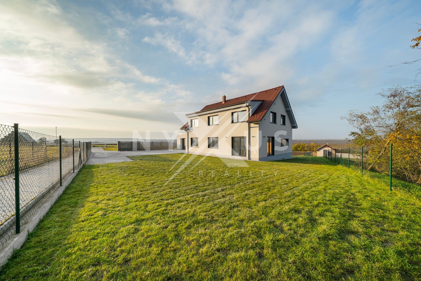 Prodej rodinný dům - Osluchov, Žižice, 228 m²