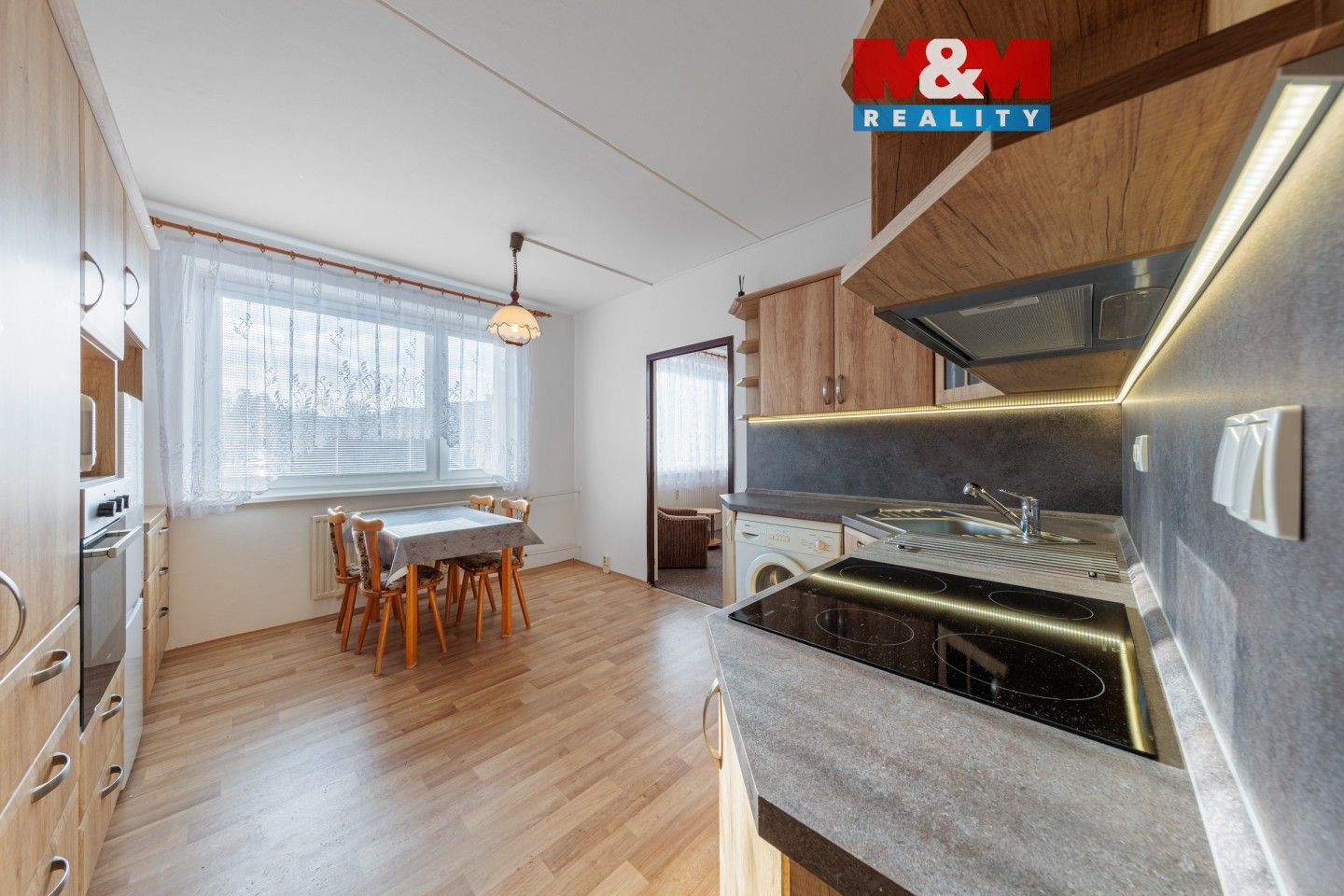 1+1, Konečná, Karlovy Vary, 37 m²