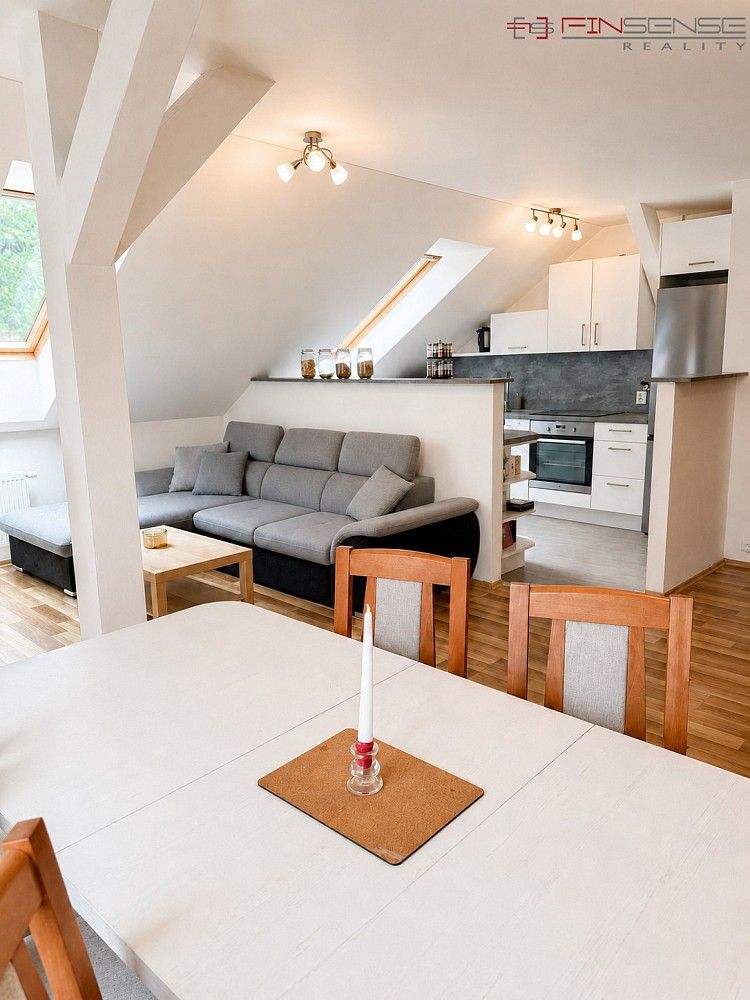 Prodej byt 4+kk - Kostomlaty nad Labem, okres Nymburk, Středočeský kraj, 107 m² - 2