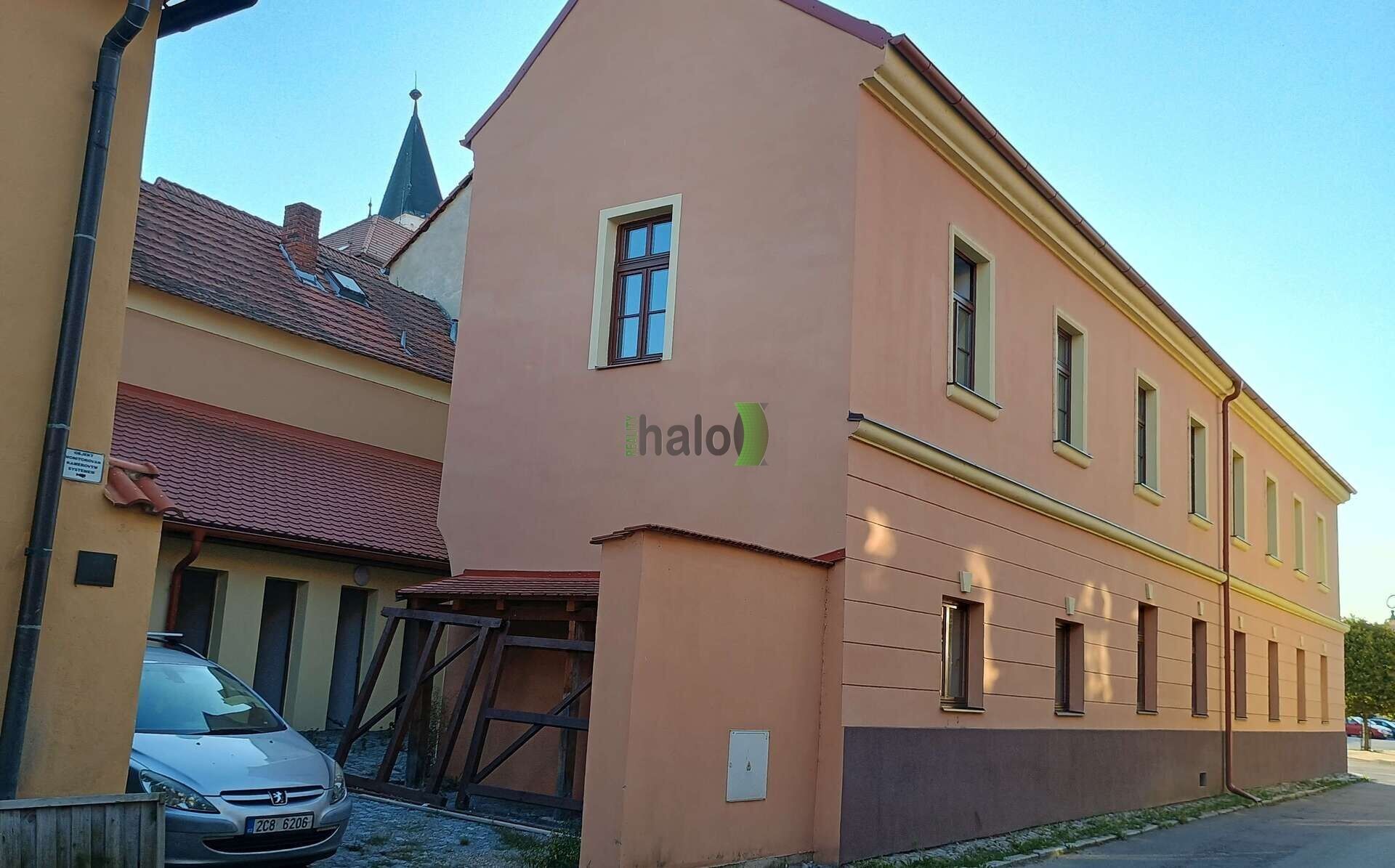 Pronájem byt 3+kk - Školní, Netolice, 76 m²