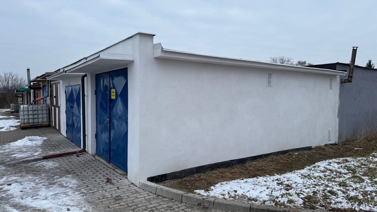 Garáže, Dolní Bousov, 294 04