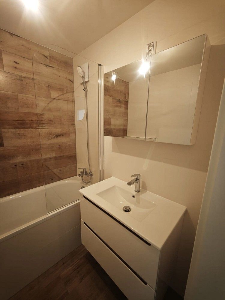 Byt 4+kk · 81 m² · Praha - Horní Měcholupy, okres Praha 15, Hlavní město Praha - 3
