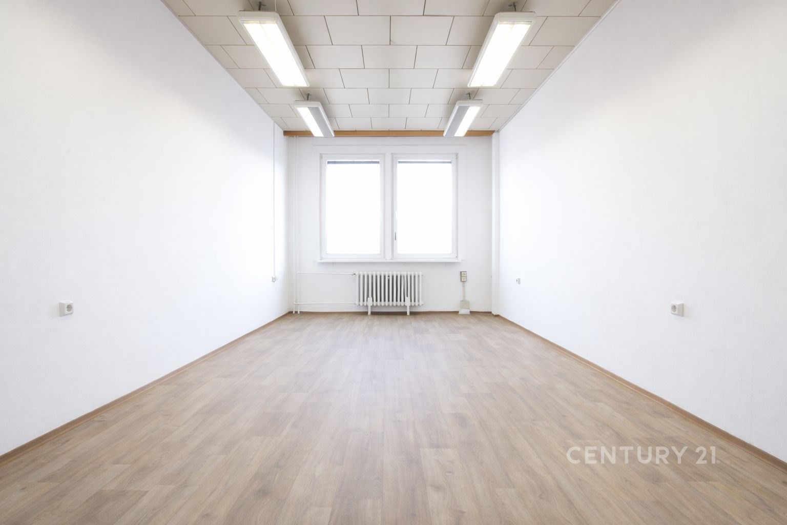 Pronájem kancelář - Šmahova  , Brno, 22 m²