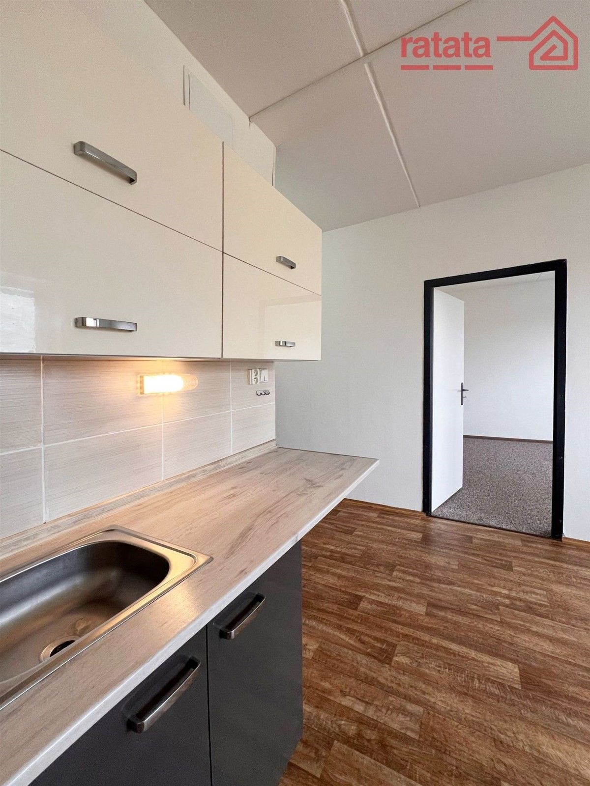 Pronájem byt 1+1 - Jezerská, Jirkov, 35 m²