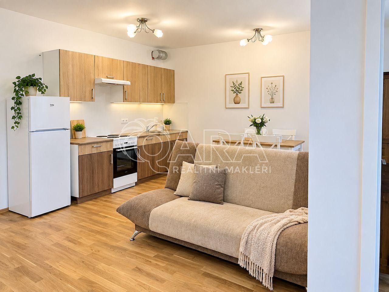 Byt 2+kk · 55 m² · Střížkovská  , Praha - 3