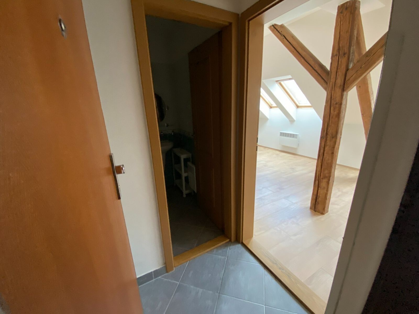 Pronájem byt 1+kk - Umělecká, Praha - Holešovice, 26 m² - 5