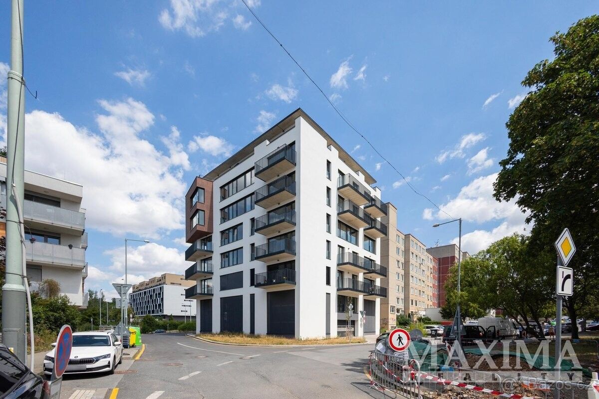 Byty, Praha, 100 00 - 2