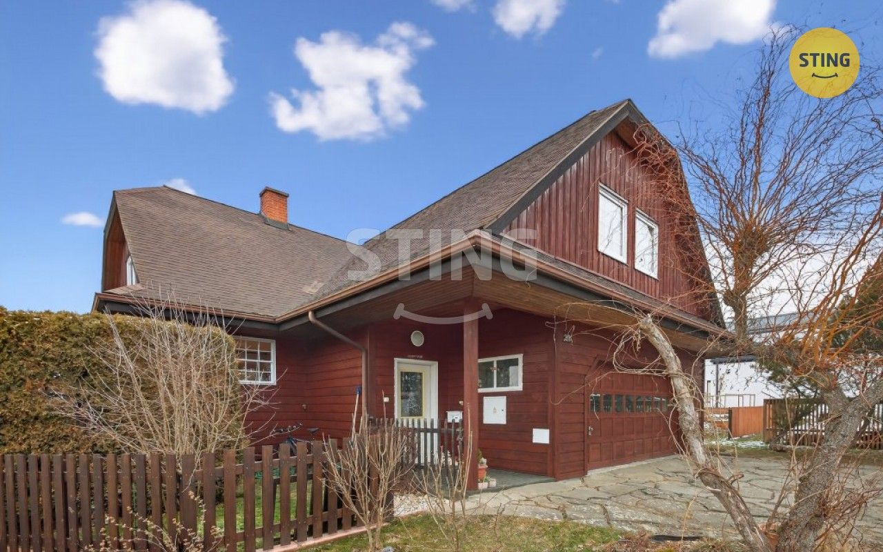 Rodinné domy, Sluneční, Rožnov pod Radhoštěm, 280 m²