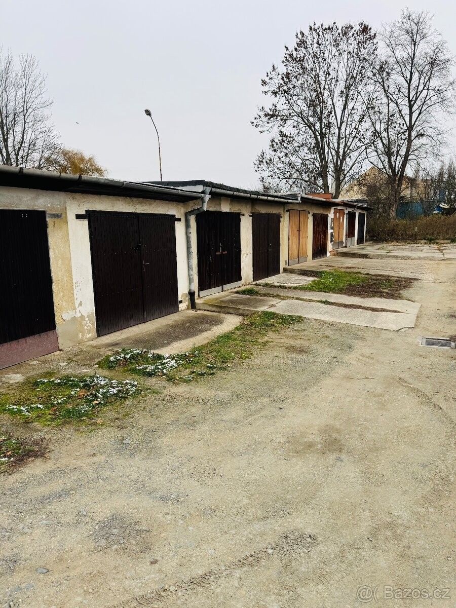 Prodej garáž - Otrokovice, 765 02