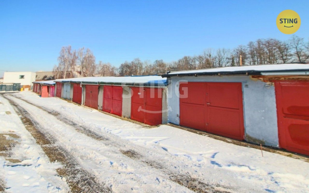 Garáže, Místek, Frýdek-Místek, 21 m²