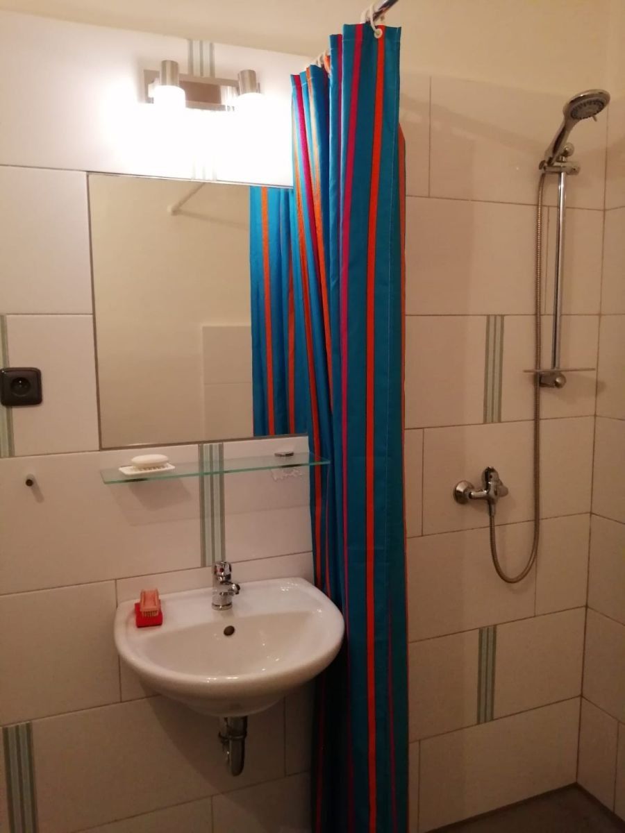 2+kk, Lumiérů, Praha - Hlubočepy, 42 m² - 1