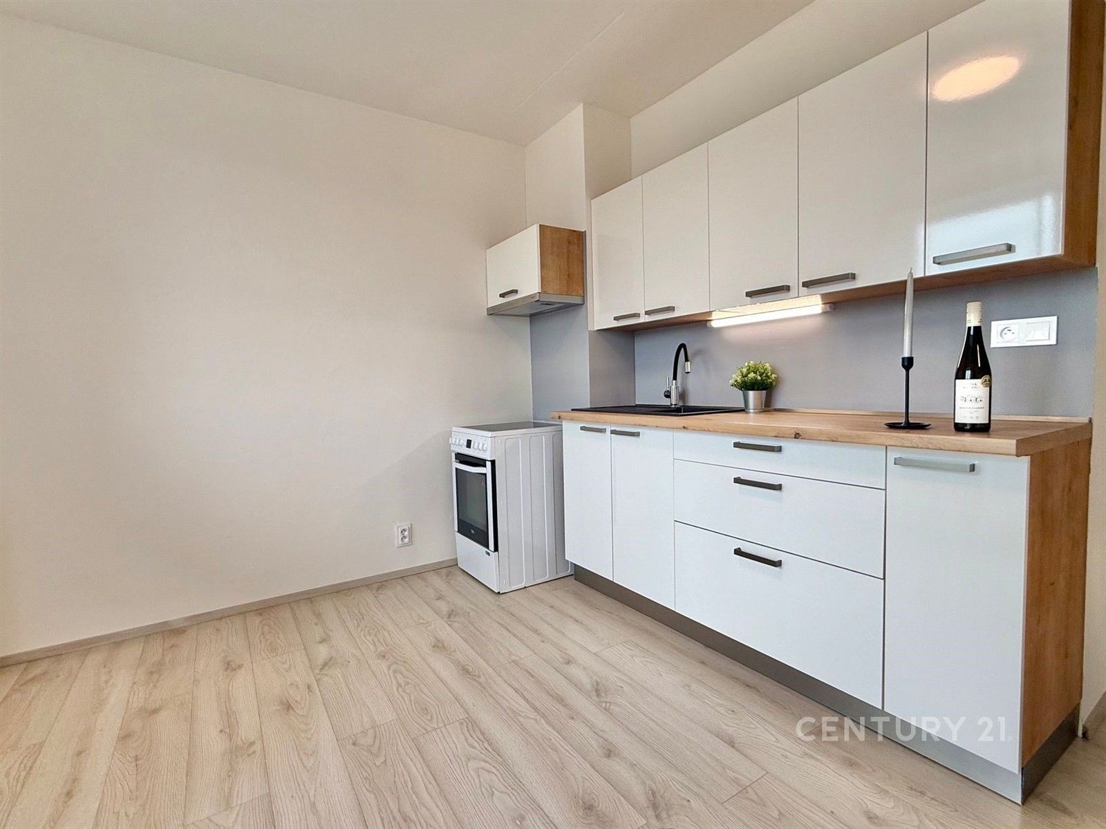 Prodej byt 1+1 - Horácké náměstí 1472, Brno Řečkovice, 48 m² - 5