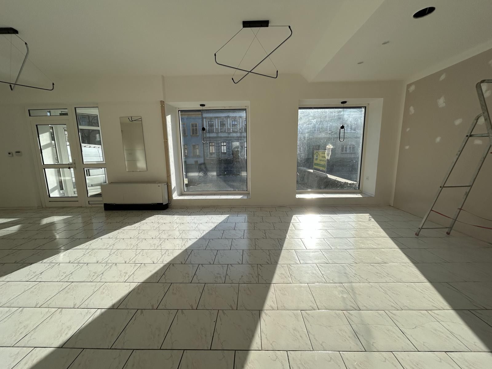 Pronájem obchodní prostory - Revoluční, Krnov, 105 m²