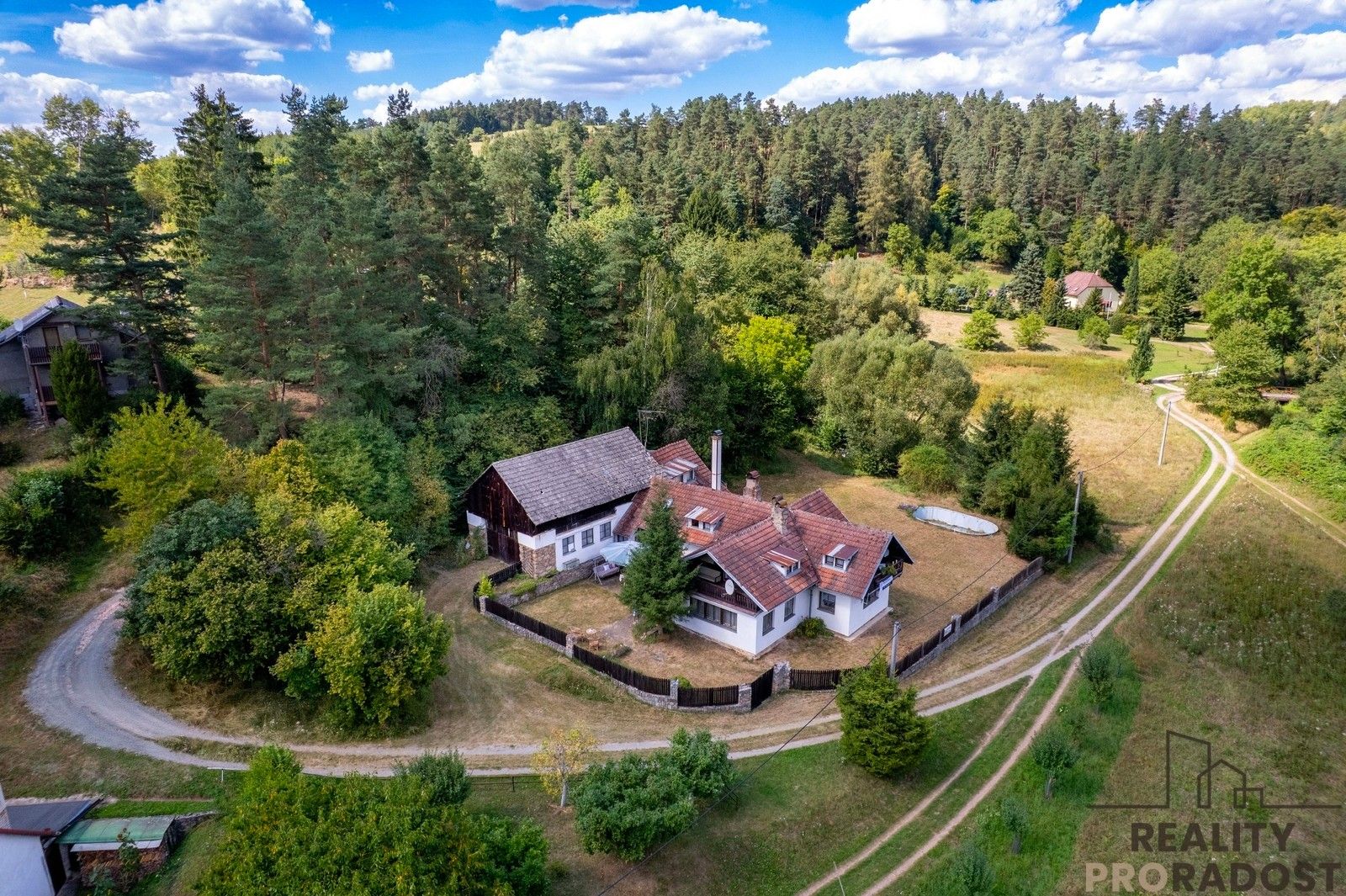 Rodinné domy, Žďárec, 360 m²