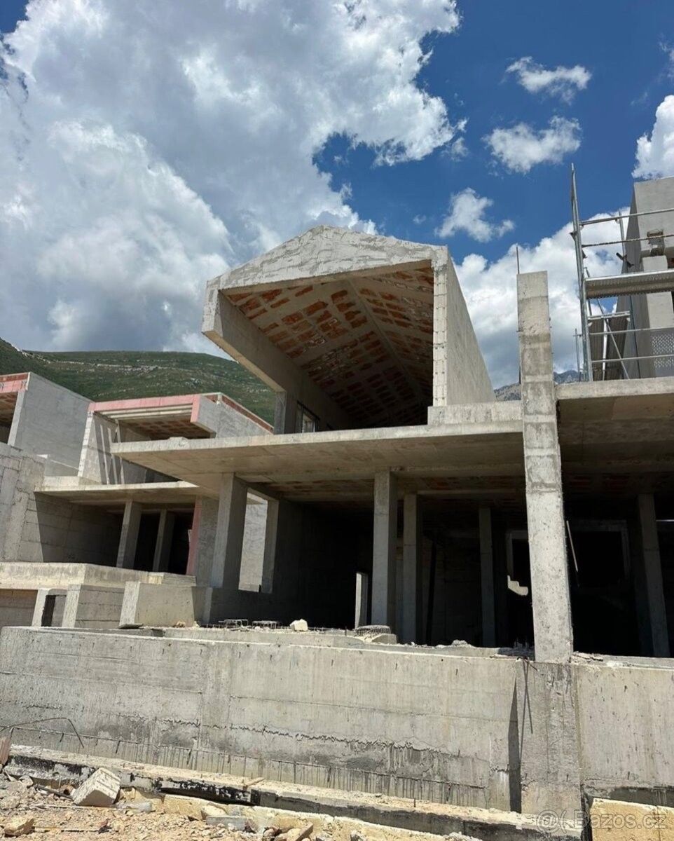 Prodej ostatní - Praha, 118 00