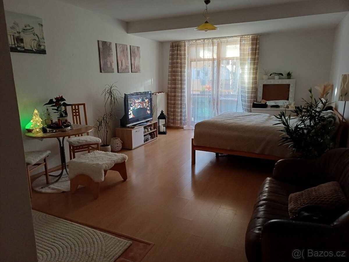 Byty, České Budějovice, 370 04