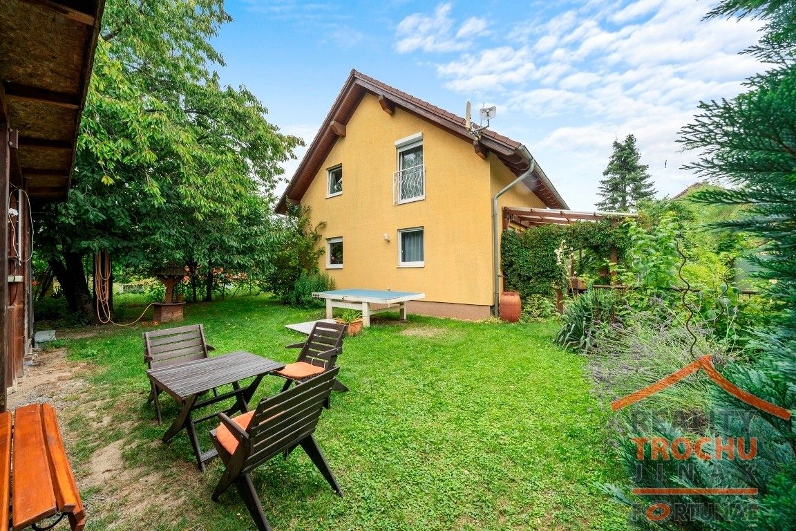 Rodinné domy, Trávní, Hradec Králové, 115 m²