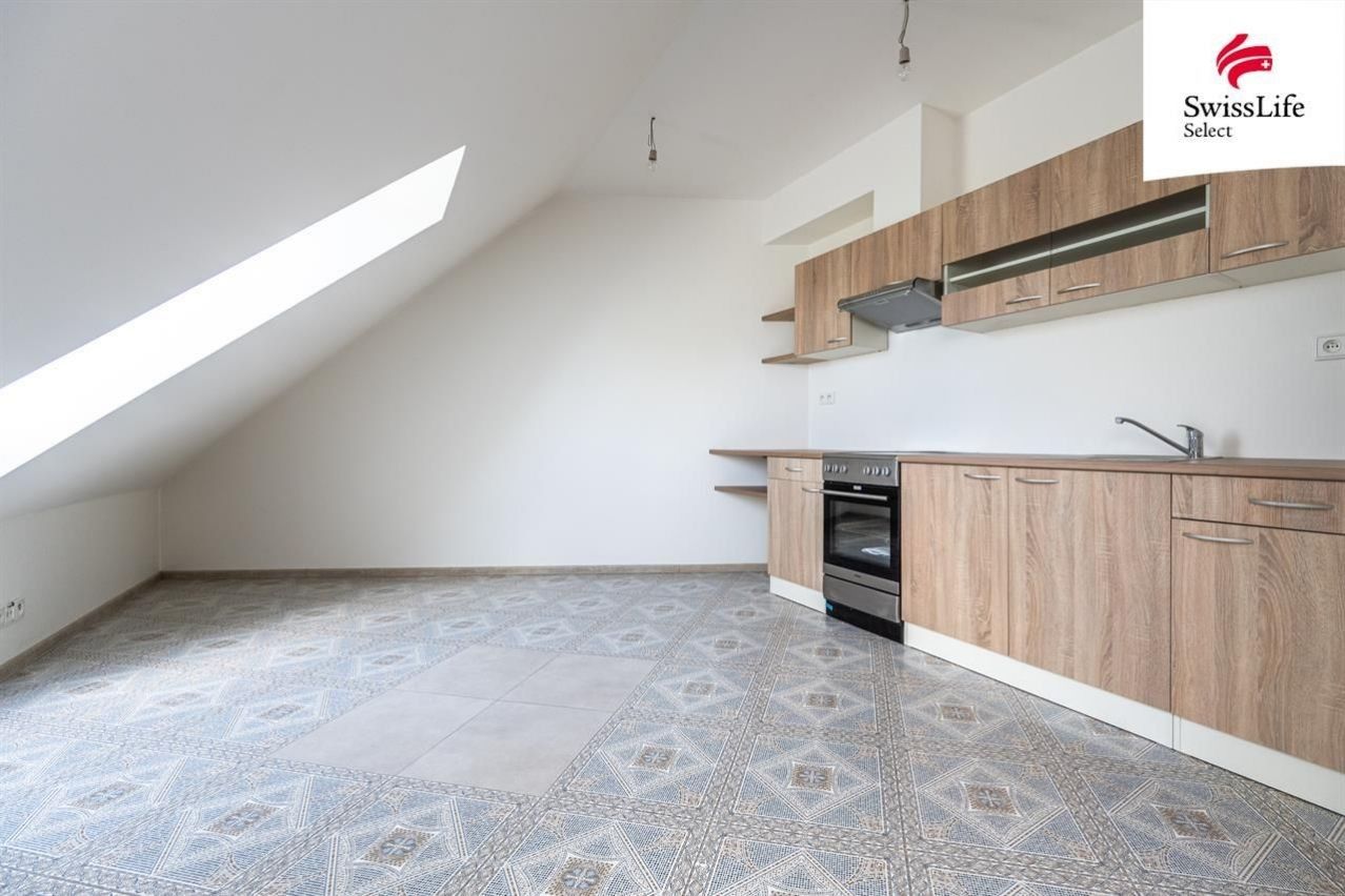 2+kk, Břežany II, 57 m²