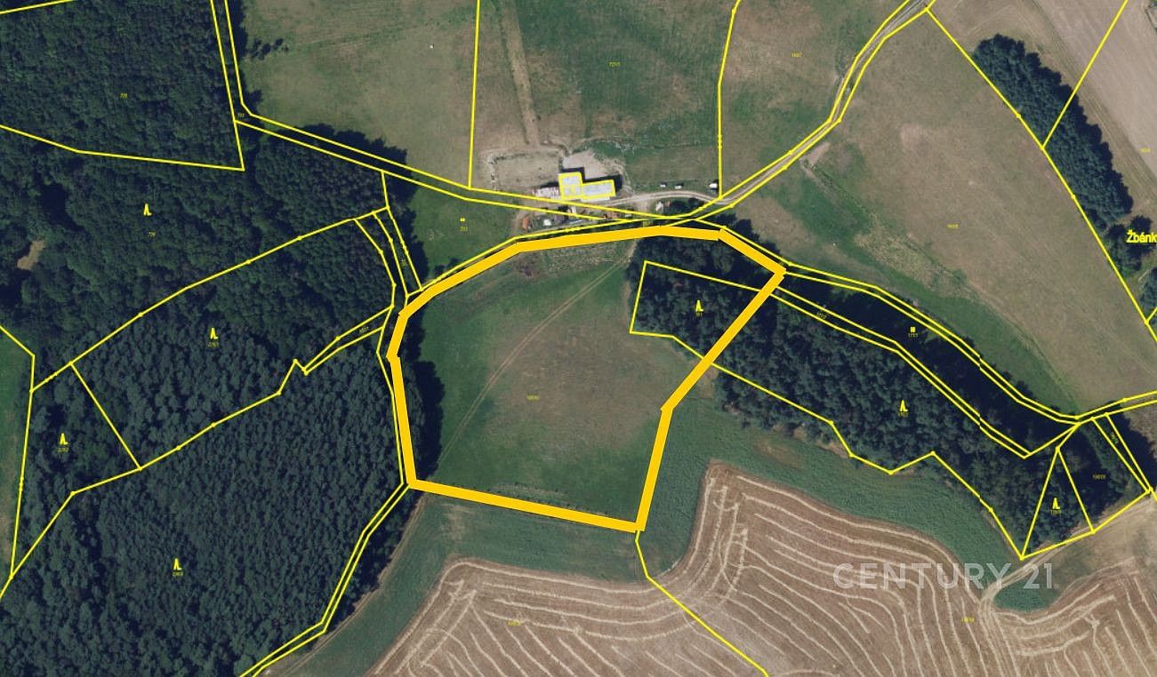 Les, 15 527 m²