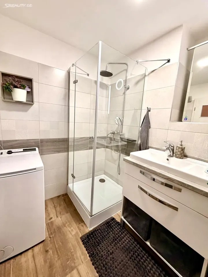 Byt, 62 m²