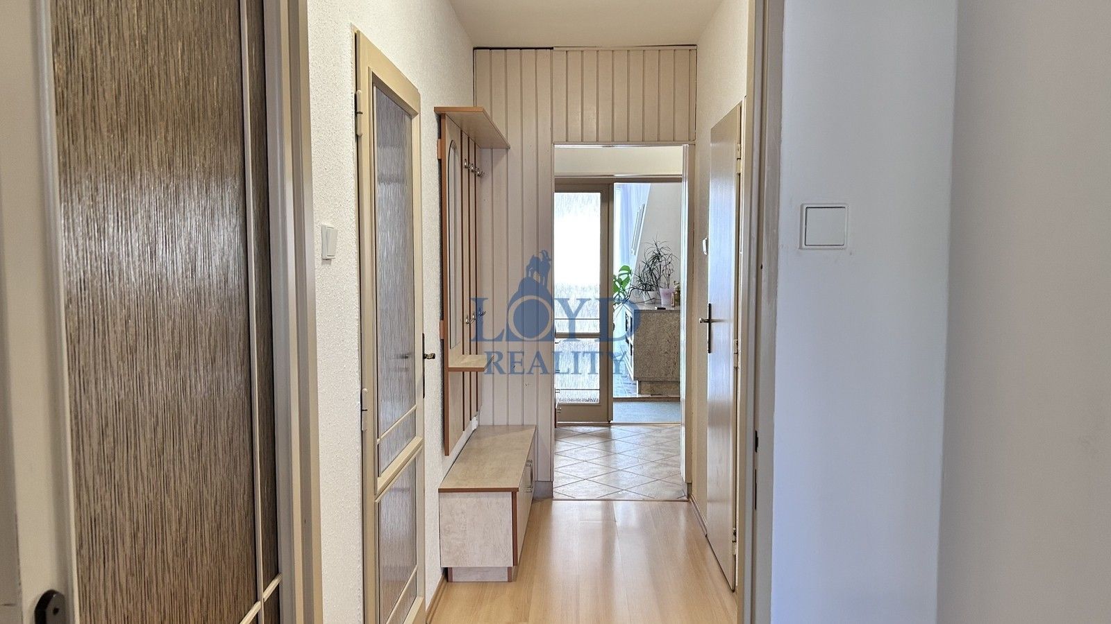 Byt 4+1 · 93 m² · Jungmannova 468, Karlovy Vary Drahovice - 3