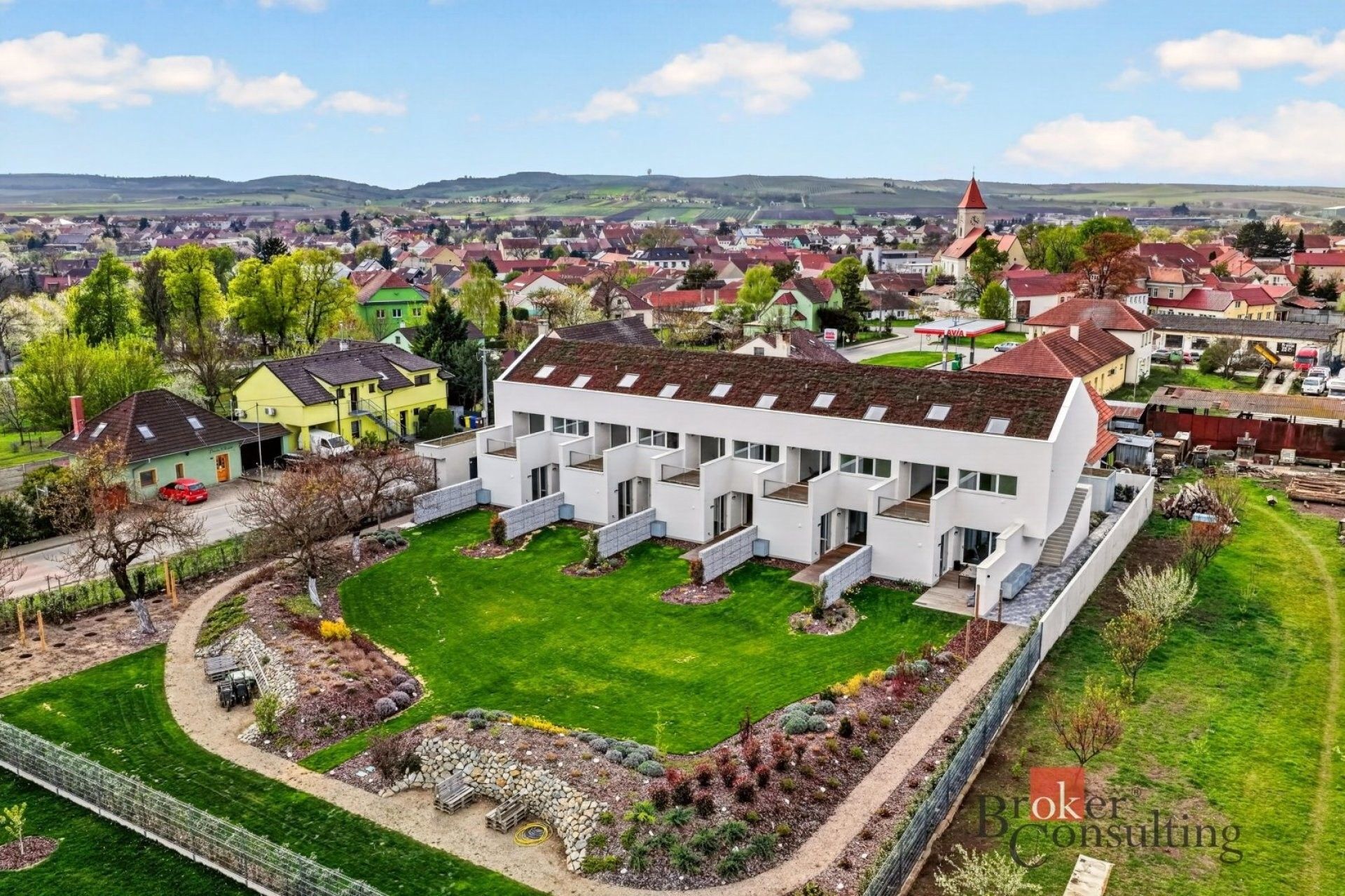 3+kk, Rudé armády,Dolní Dunajovice, 93 m² - 1