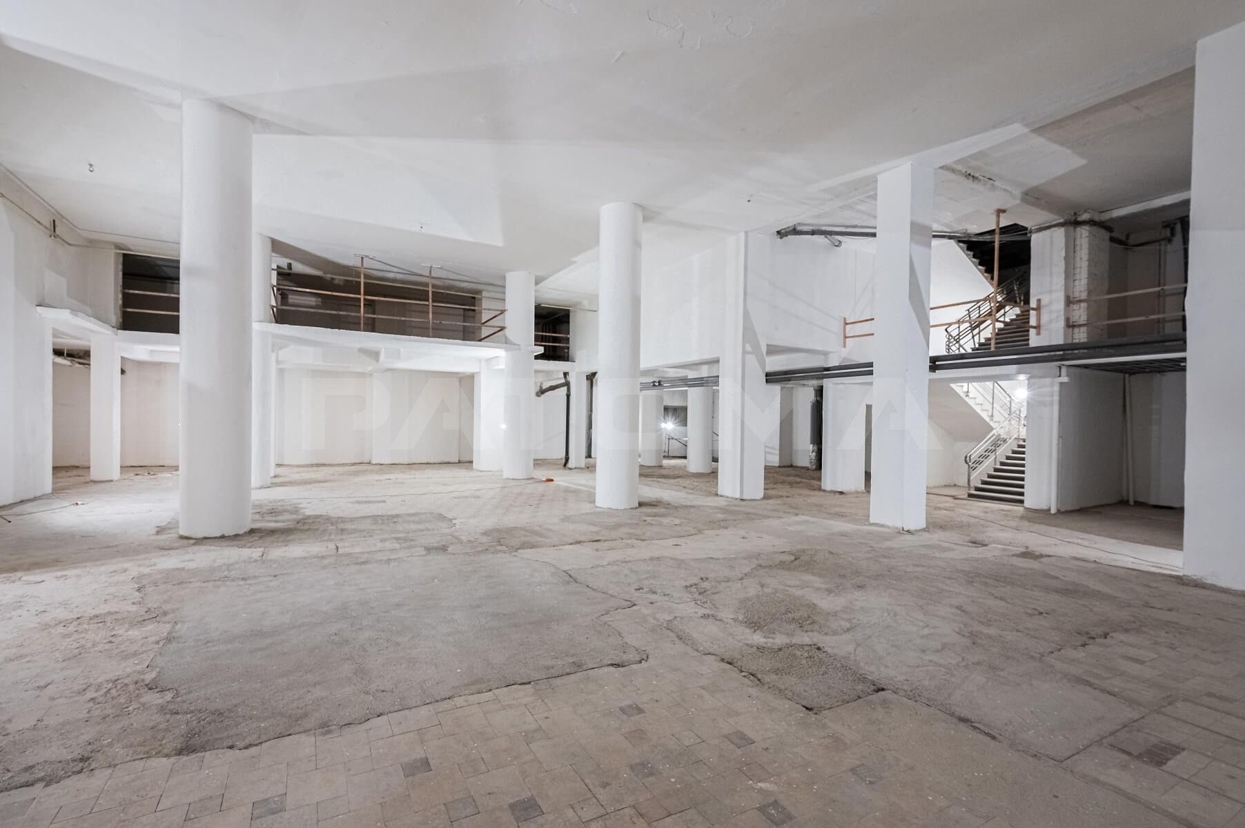 Pronájem obchodní prostory - Opletalova, Praha, 1 279 m²