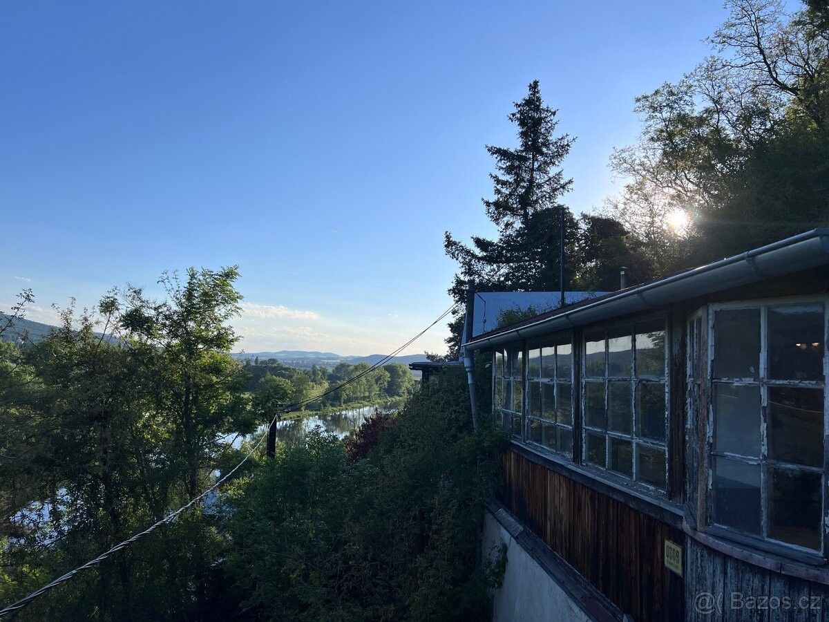 Chaty, Černošice, 252 28