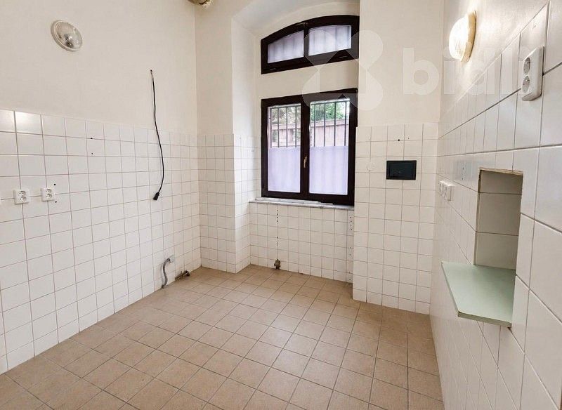 Obchodní prostory · 151 m² · Praha - Košíře, okres Praha 5, Hlavní město Praha - 4