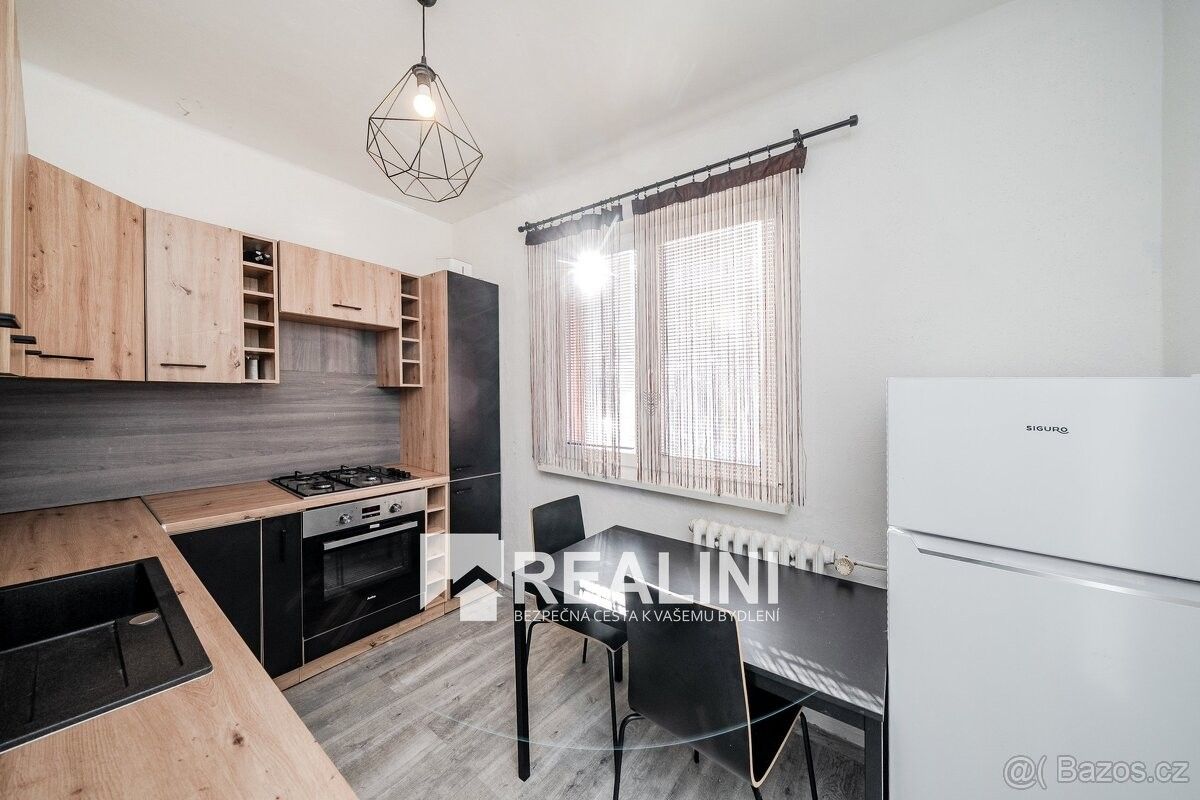 Prodej byt - Karviná, 734 01