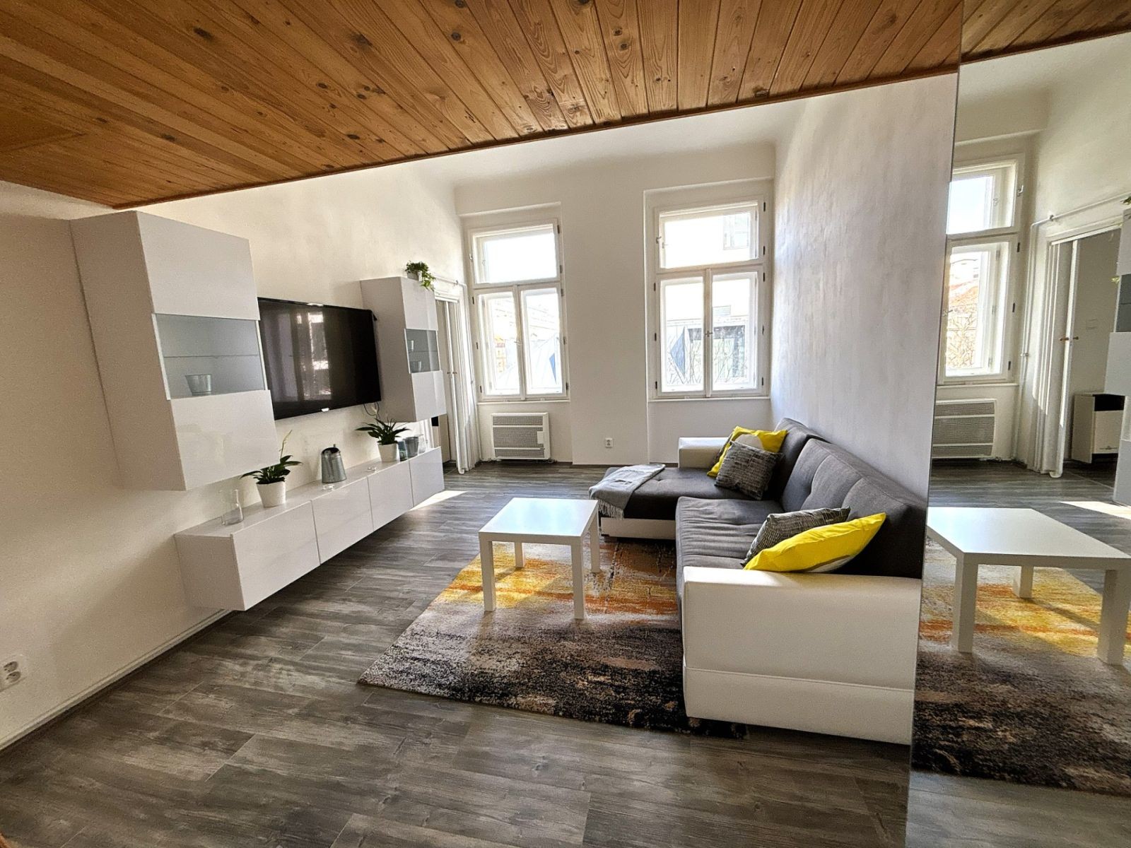 Byt 1+1 · 40 m² · Pernerova, Praha - Karlín - 3