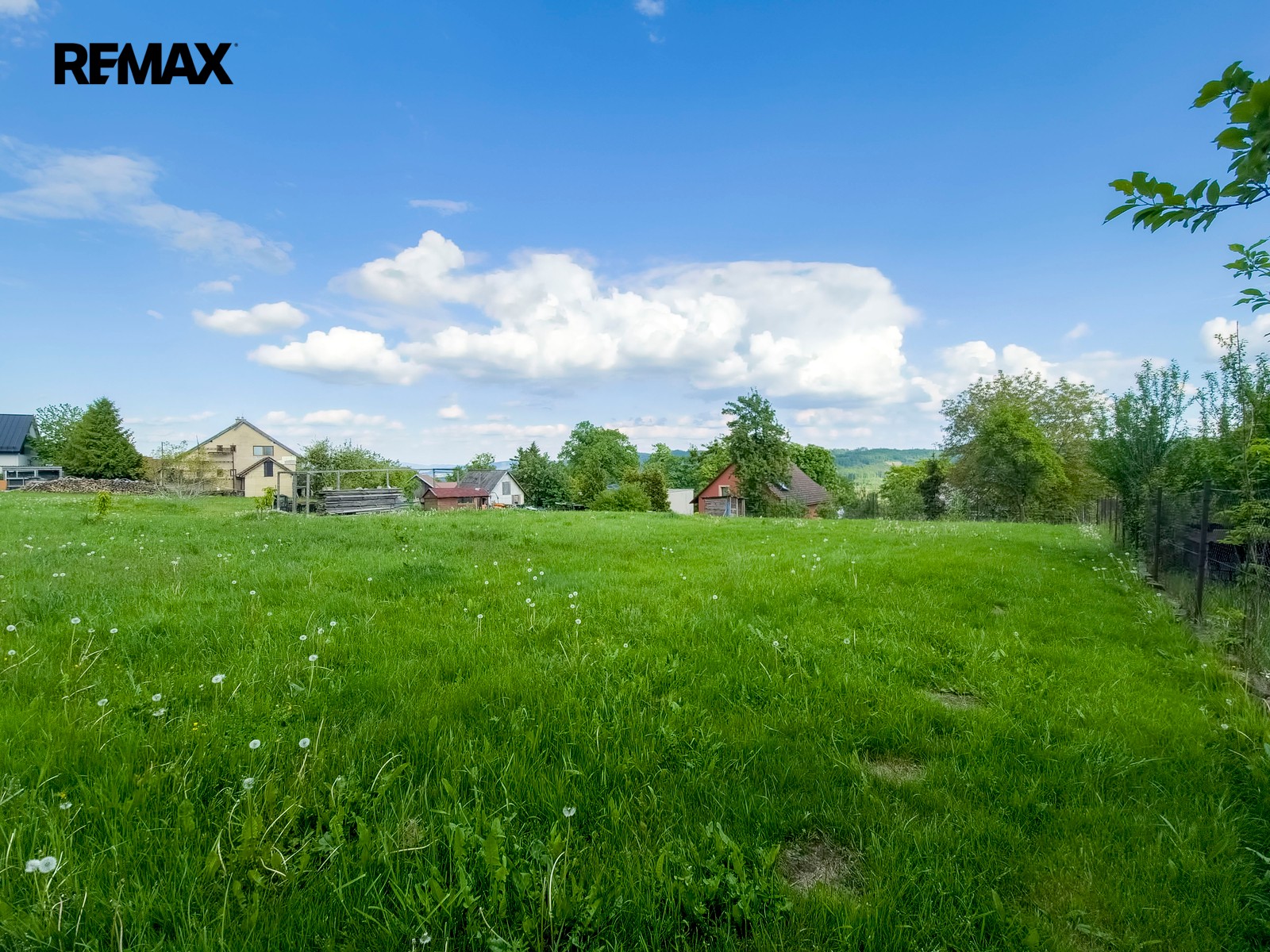 Pozemek pro bydlení · 966 m² · Police - 3