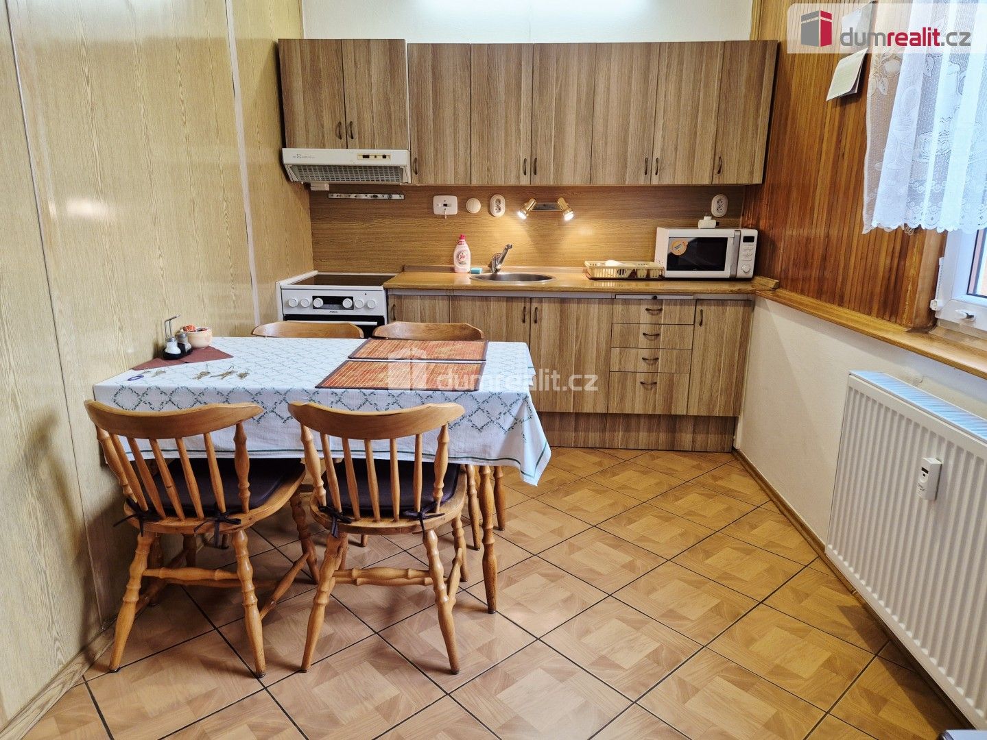 3+1, Lhenická, České Budějovice, 52 m²