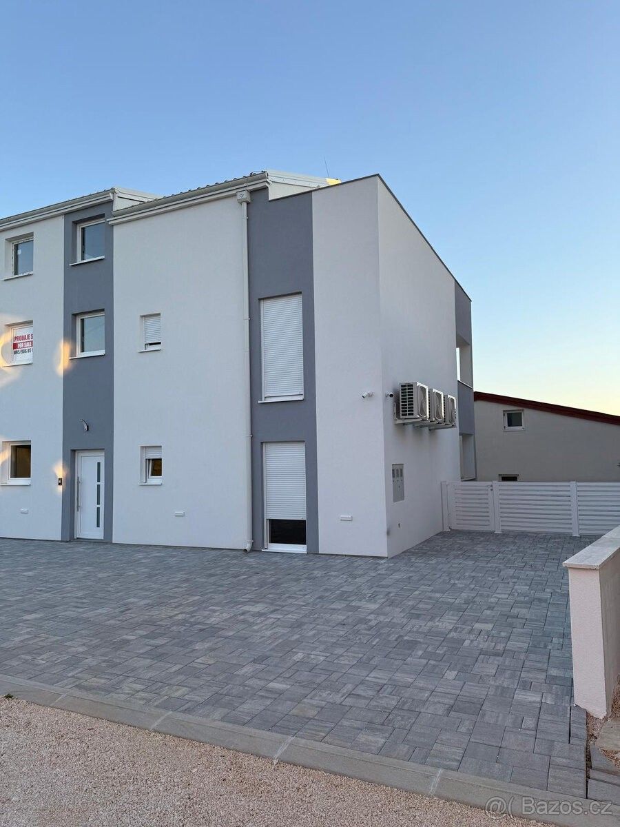Byty, 987 66, Zahraničí - 1