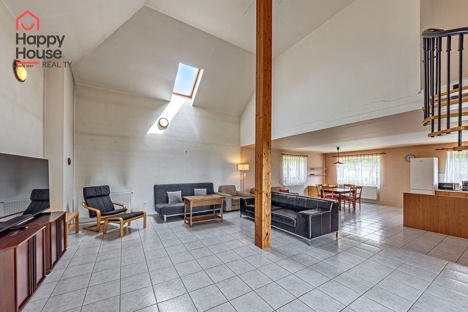 Rodinné domy, Kly - Hoření Vinice, okres Mělník, Středočeský kraj, 424 m² - 2