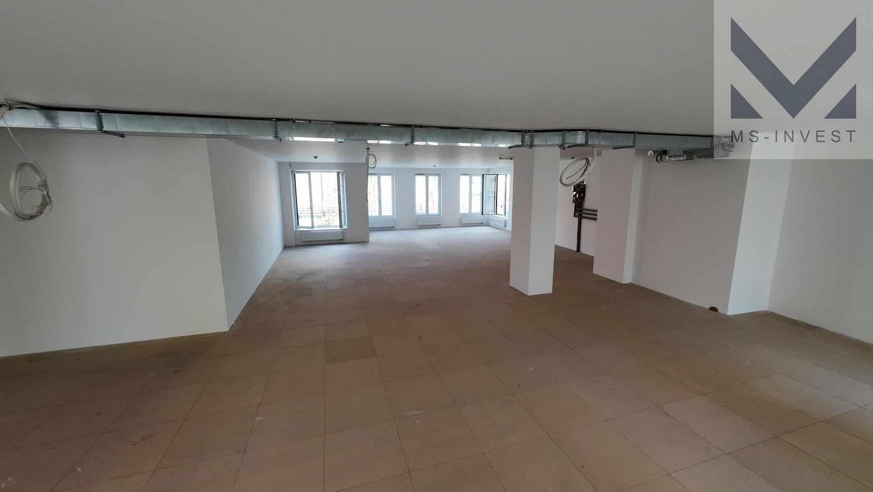 Obchodní prostory, 207 m²