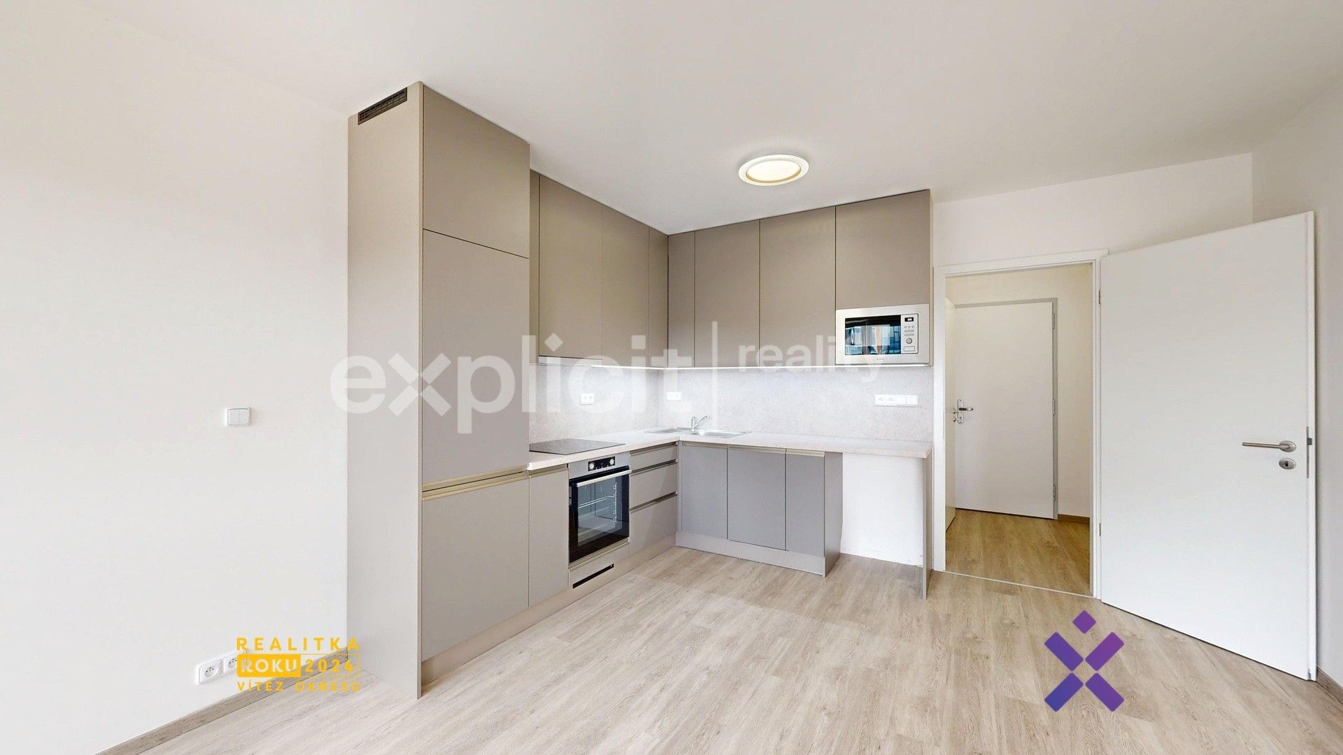 Pronájem byt 1+kk - Nad Stráněmi, Zlín, 34 m²
