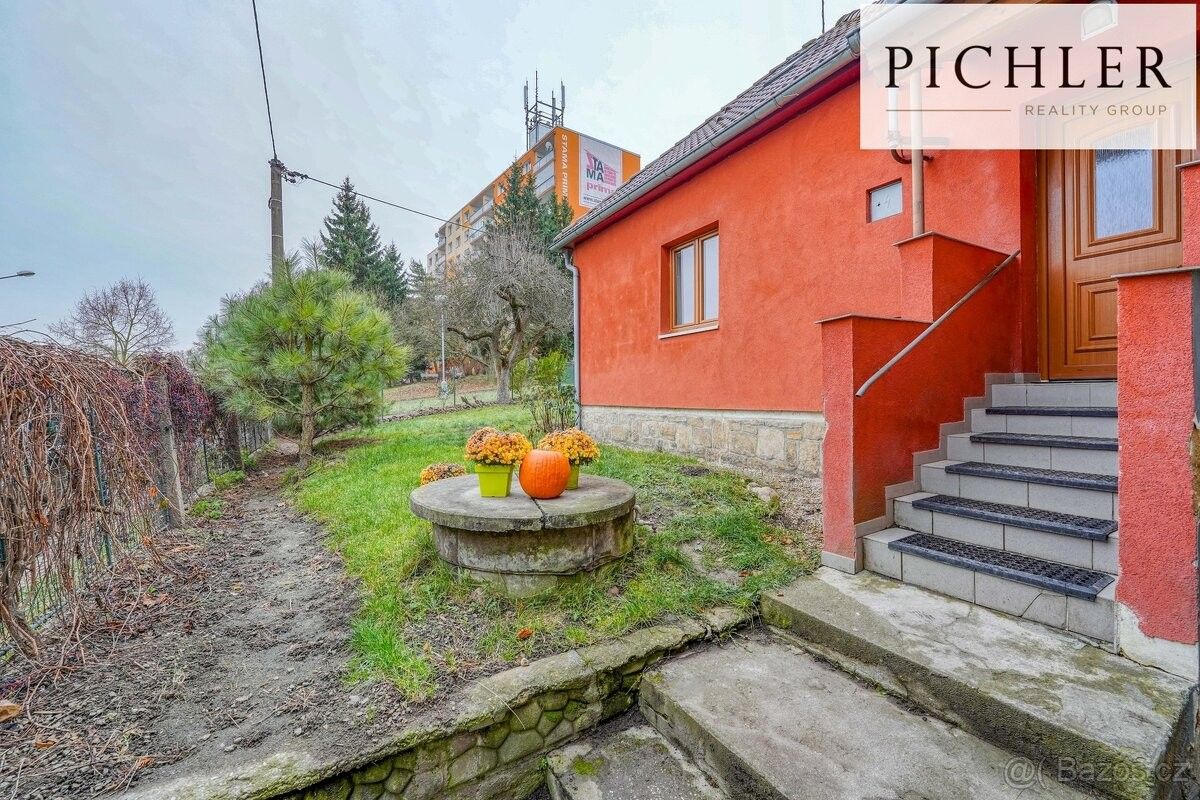 Rodinné domy, Plzeň, 323 00